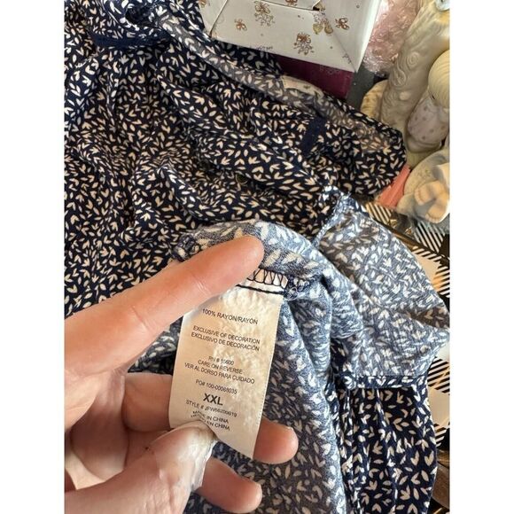 Mason & Belle Blue and White Floral Blouse Boho Cottagecore Plus 2x - Picture 6 of 7